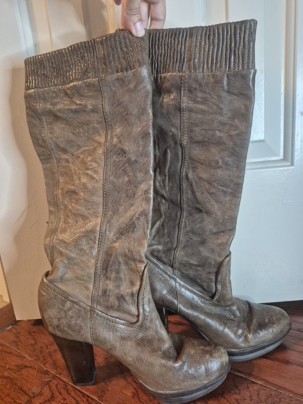 Frye Mimi Scrunch Women Size 8 1/2M Brown Taupe Leather Knee High Heel Boot